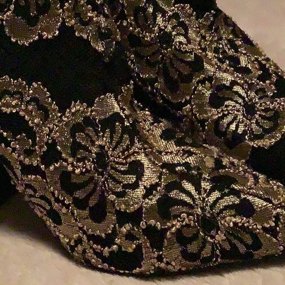 Bamboo booties gold and black mesh lace 9.5 - Picture 6 of 12